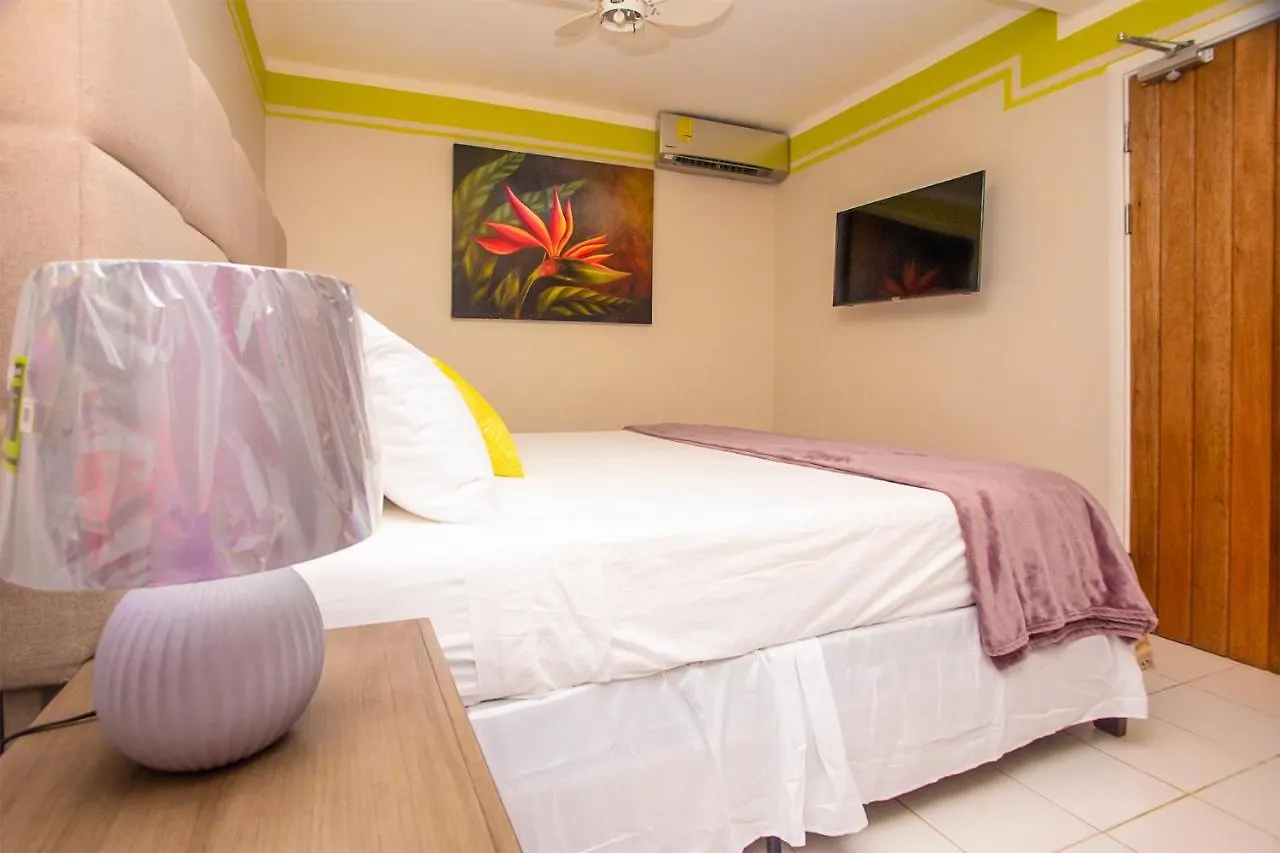Diamond Gem Residence Koolbaai 招待所