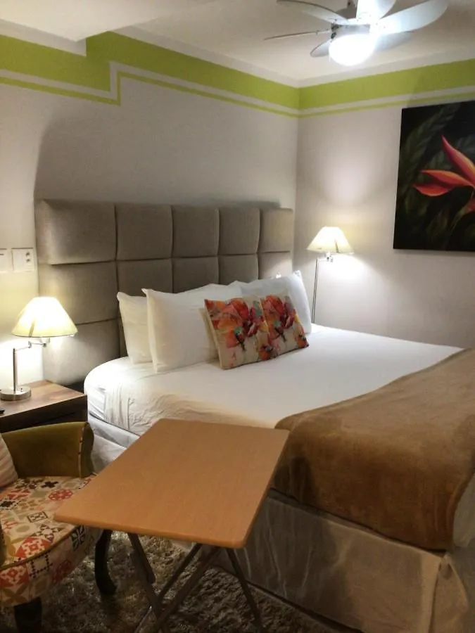 Diamond Gem Residence Koolbaai 招待所